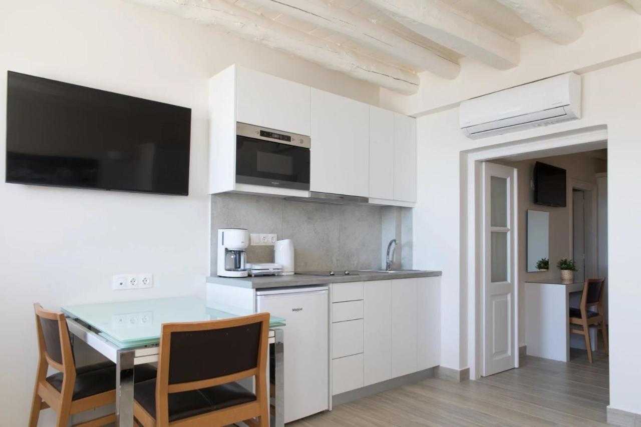 Zoe's - Modern By The Port & Appartement